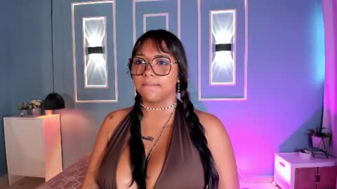 Snapshot of isabella_zc chatting on 06-20-26, 11:46 isabella zc online show from 06-20-26, 11:46