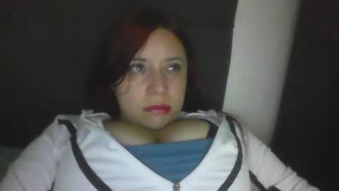 Snapshot of isabellaa_hills_ chatting on 10-05-25, 12:09 isabellaa_hills_ online show from 10-05-25, 12:09