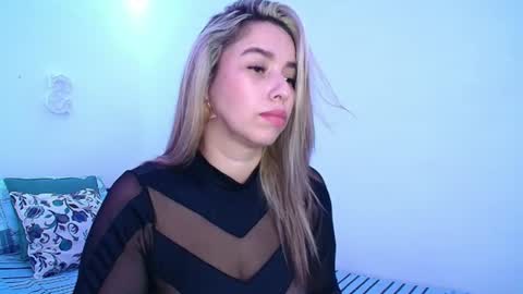 isabellaa_smith03 online show from 07-19-26, 03:21