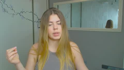 Snapshot of isabellabler chatting on 12-06-24, 04:06 isabellabler online show from 12-06-24, 04:06