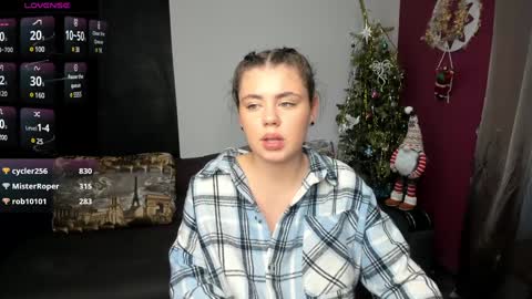 Snapshot of isabellabler chatting on 12-23-24, 01:03 isabellabler online show from 12-23-24, 01:03