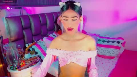 isabellagirs online show from 02-18-26, 06:42