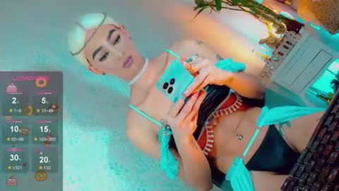 isabellagirs online show from 07-10-26, 05:48