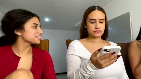 Isabella.. back again  online show from 01-16-25, 03:23