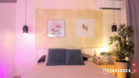   online show from 06-23-26, 03:48