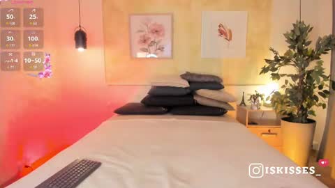   online show from 06-26-26, 04:06