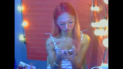 Snapshot of isabellatx chatting on 03-08-26, 06:55 isabellatx online show from 03-08-26, 06:55