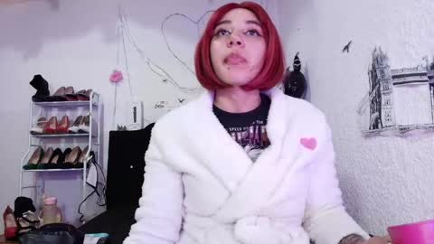 Snapshot of isabelle_sara chatting on 05-16-26, 08:07 isabelle_sara online show from 05-16-26, 08:07