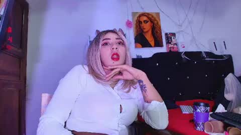 isabelle_sara online show from 07-25-26, 11:02