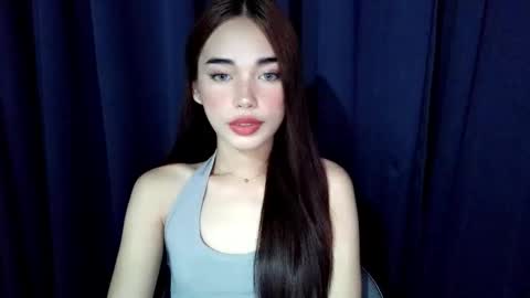 Isabelle online show from 02-25-26, 01:21