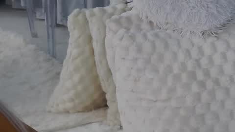IsabelleEthan online show from 06-08-26, 01:09