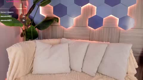 Snapshot of isabellestorm chatting on 07-08-26, 03:55 online show from 07-08-26, 03:55