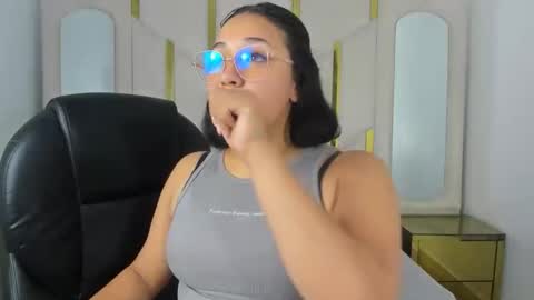 isabellrodriguez18 online show from 11-09-25, 03:27