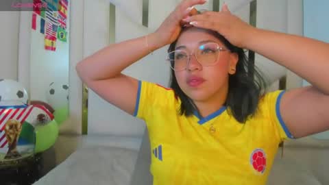 isabellrodriguez18 online show from 06-18-26, 04:24