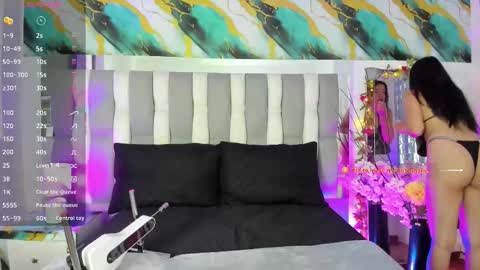 Snapshot of isadiazz chatting on 01-12-26, 04:07 Isa online show from 01-12-26, 04:07