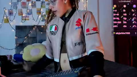 Snapshot of isangel_ chatting on 02-03-26, 06:22 Isabela online show from 02-03-26, 06:22