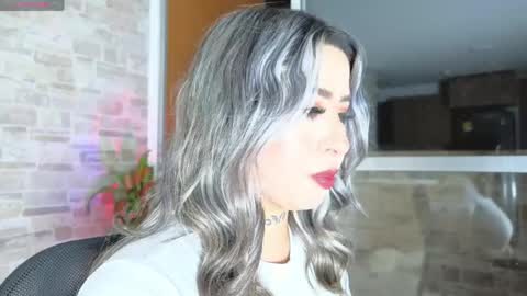 isasexyxxx1 online show from 05-25-26, 05:24