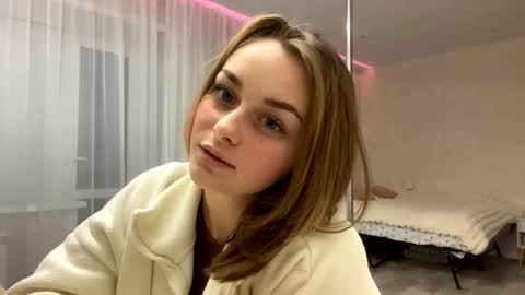 Snapshot of isauratorkelson chatting on 03-05-26, 08:16 Issa online show from 03-05-26, 08:16