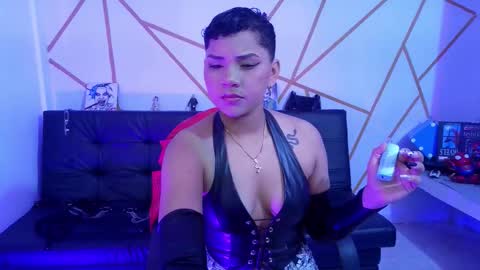 isabela online show from 09-15-25, 03:28