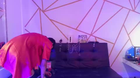 isabela online show from 10-21-25, 09:43