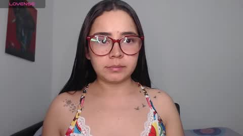 Snapshot of isemma chatting on 01-05-25, 03:22 Emma online show from 01-05-25, 03:22