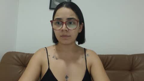 Snapshot of isemma chatting on 09-16-25, 02:34 Emma online show from 09-16-25, 02:34