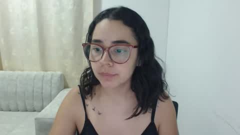 Emma online show from 05-10-26, 03:44