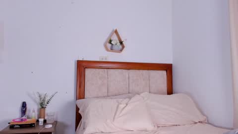 ishabellalopez online show from 02-26-25, 04:36