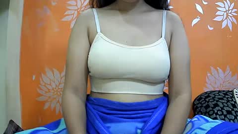 Snapshot of ishika_singh_ chatting on 12-22-24, 02:17 ishika_singh_ online show from 12-22-24, 02:17