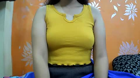 Snapshot of ishika_singh_ chatting on 02-02-25, 01:45 ishika_singh_ online show from 02-02-25, 01:45