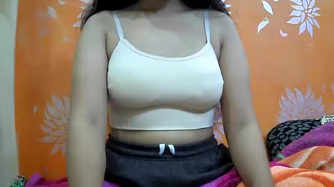 Snapshot of ishika_singh_ chatting on 03-09-25, 05:22 ishika_singh_ online show from 03-09-25, 05:22
