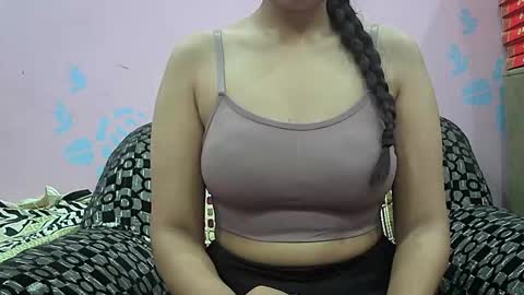 Snapshot of ishika_singh_ chatting on 03-21-26, 01:32 ishika_singh_ online show from 03-21-26, 01:32