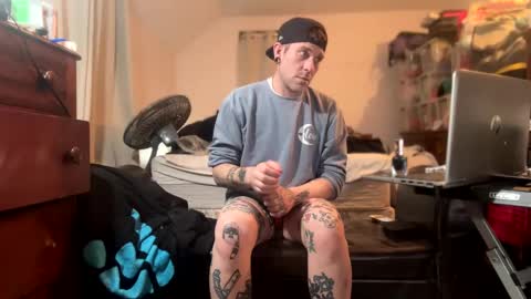 Snapshot of ishouldntbeonhereagain chatting on 03-08-25, 04:12 Daddy Master Master Daddy online show from 03-08-25, 04:12