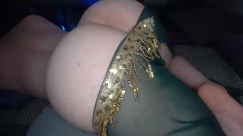 Snapshot of ishtarea chatting on 10-02-25, 12:06 ishtarea online show from 10-02-25, 12:06