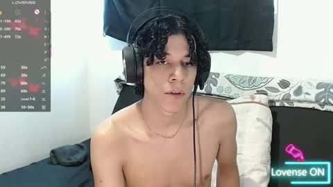 Snapshot of isidroglasc chatting on 09-19-25, 10:21 Isidro online show from 09-19-25, 10:21