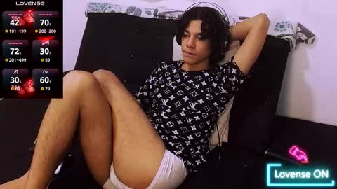 Snapshot of isidroglasc chatting on 11-02-25, 11:07 Isidro online show from 11-02-25, 11:07