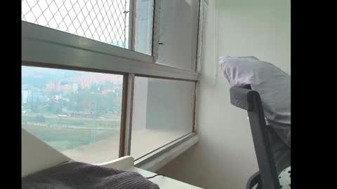 Snapshot of isis_pink chatting on 02-19-26, 12:12 Alaya online show from 02-19-26, 12:12