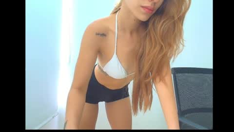 Snapshot of isis_pink chatting on 03-11-26, 03:29 Alaya online show from 03-11-26, 03:29