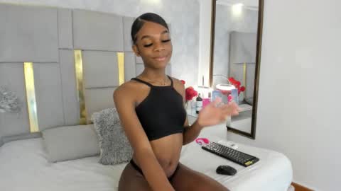 Snapshot of isisbrown_ chatting on 12-17-25, 08:37 ISIS online show from 12-17-25, 08:37