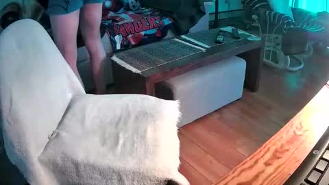 Iskarius online show from 05-26-26, 08:49