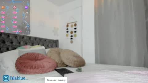 Isla Blue online show from 06-22-26, 12:02