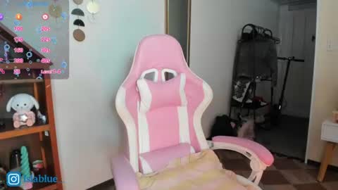Isla Blue online show from 07-13-26, 01:52