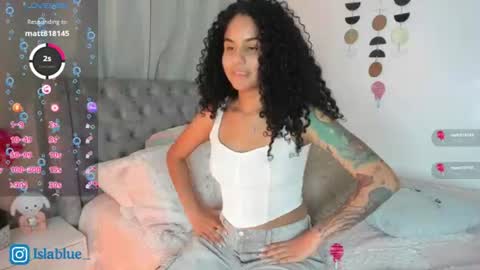 Isla Blue online show from 08-01-26, 11:47