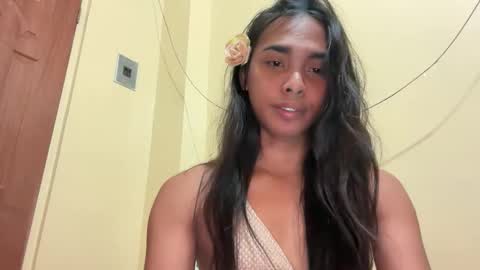 Alona online show from 06-05-26, 01:23