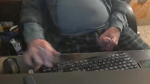 Duke online show from 12-18-25, 04:02