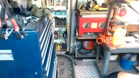 Snapshot of islandguy70 chatting on 11-16-25, 11:16 Jim online show from 11-16-25, 11:16