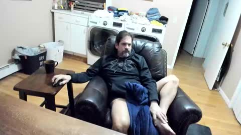 Snapshot of islandguy70 chatting on 12-16-25, 10:09 Jim online show from 12-16-25, 10:09