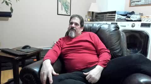 Snapshot of islandguy70 chatting on 03-03-26, 12:17 Jim online show from 03-03-26, 12:17