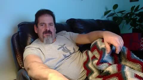 Snapshot of islandguy70 chatting on 03-09-26, 11:53 Jim online show from 03-09-26, 11:53