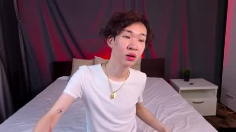 Snapshot of islendtakumi chatting on 11-06-25, 04:46 Takumi online show from 11-06-25, 04:46